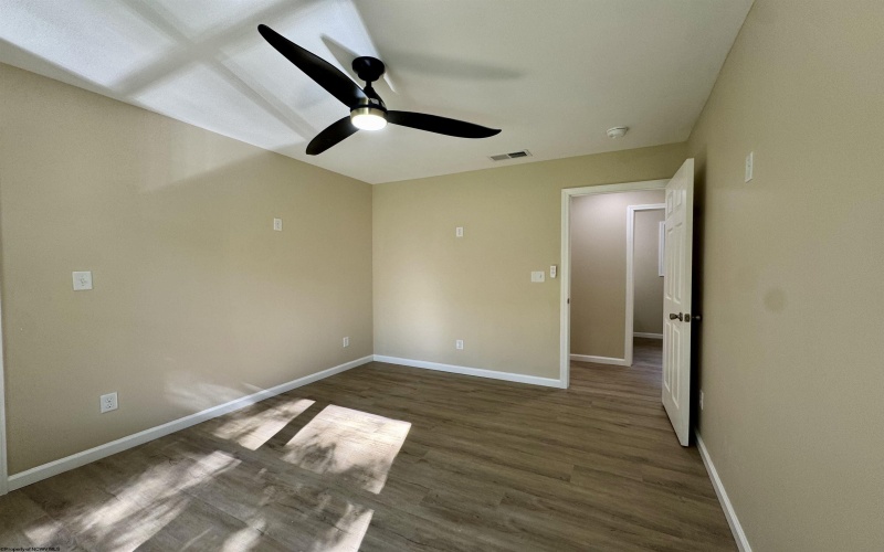 1298 Rivershore Drive, Fairmont, West Virginia 26554, 3 Bedrooms Bedrooms, 6 Rooms Rooms,2 BathroomsBathrooms,Single Family Detached,For Sale,Rivershore,10161599