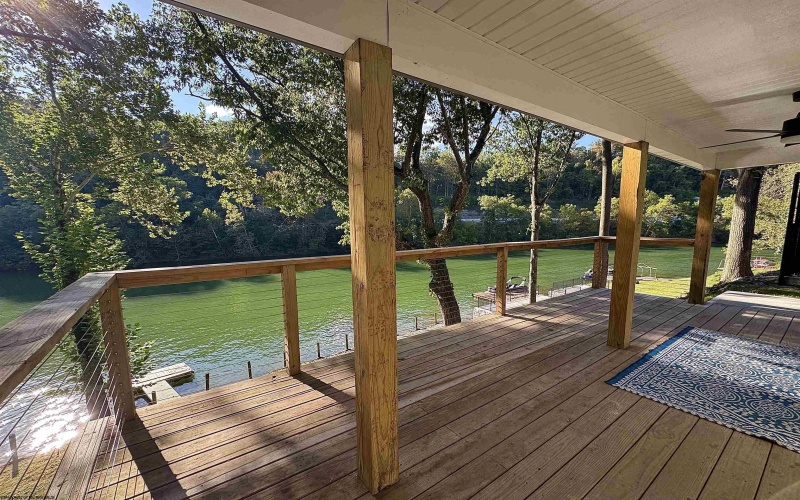 1298 Rivershore Drive, Fairmont, West Virginia 26554, 3 Bedrooms Bedrooms, 6 Rooms Rooms,2 BathroomsBathrooms,Single Family Detached,For Sale,Rivershore,10161599