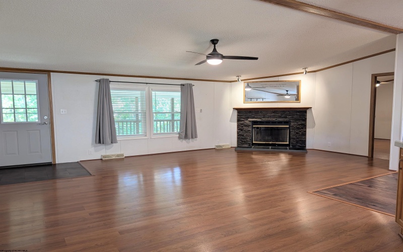 427 Harley Brown Drive, Flatwoods, West Virginia 26621, 3 Bedrooms Bedrooms, 8 Rooms Rooms,2 BathroomsBathrooms,Single Family Detached,For Sale,Harley Brown,10161613