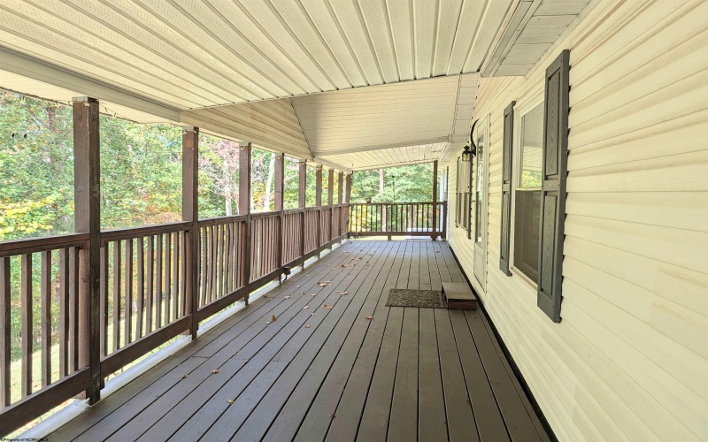 427 Harley Brown Drive, Flatwoods, West Virginia 26621, 3 Bedrooms Bedrooms, 8 Rooms Rooms,2 BathroomsBathrooms,Single Family Detached,For Sale,Harley Brown,10161613