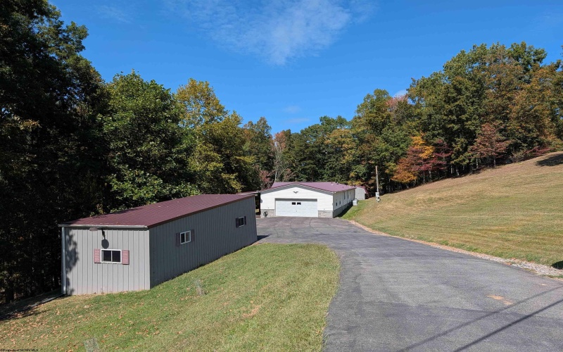 427 Harley Brown Drive, Flatwoods, West Virginia 26621, 3 Bedrooms Bedrooms, 8 Rooms Rooms,2 BathroomsBathrooms,Single Family Detached,For Sale,Harley Brown,10161613