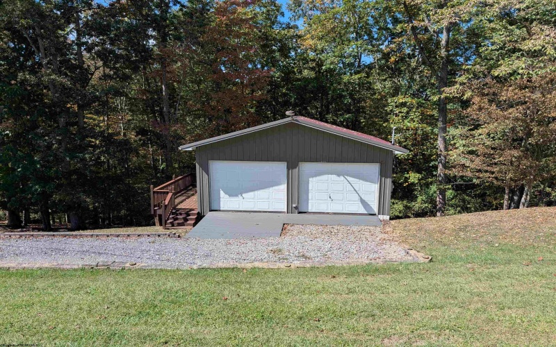 427 Harley Brown Drive, Flatwoods, West Virginia 26621, 3 Bedrooms Bedrooms, 8 Rooms Rooms,2 BathroomsBathrooms,Single Family Detached,For Sale,Harley Brown,10161613