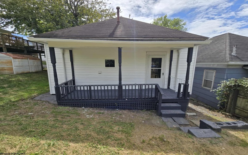 102 Weekley Street, Clarksburg, West Virginia 26301, 2 Bedrooms Bedrooms, 4 Rooms Rooms,1 BathroomBathrooms,Single Family Detached,For Sale,Weekley,10161597