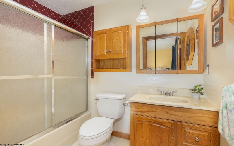269 Pine Drive, Terra Alta, West Virginia 26764, 3 Bedrooms Bedrooms, 7 Rooms Rooms,2 BathroomsBathrooms,Single Family Detached,For Sale,Pine,10161607