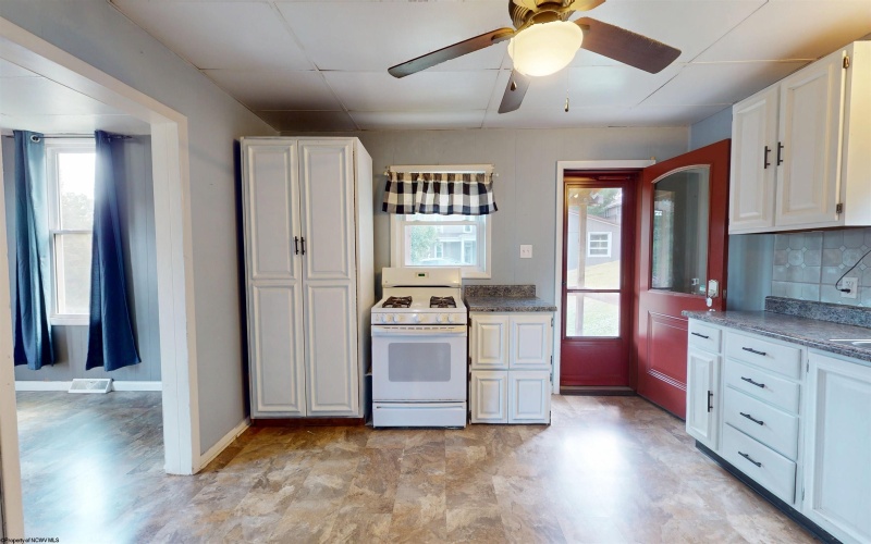 514 PIEDMONT Avenue, Grafton, West Virginia 26354, 1 Bedroom Bedrooms, 5 Rooms Rooms,1 BathroomBathrooms,Single Family Detached,For Sale,PIEDMONT,10161601 514 PIEDMONT Avenue, Grafton, West Virginia 26354, 1 Bedroom Bedrooms, 5 Rooms Rooms,1 BathroomBathrooms,Single Family Detached,For Sale,PIEDMONT,10161601