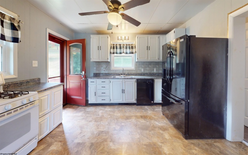 514 PIEDMONT Avenue, Grafton, West Virginia 26354, 1 Bedroom Bedrooms, 5 Rooms Rooms,1 BathroomBathrooms,Single Family Detached,For Sale,PIEDMONT,10161601 514 PIEDMONT Avenue, Grafton, West Virginia 26354, 1 Bedroom Bedrooms, 5 Rooms Rooms,1 BathroomBathrooms,Single Family Detached,For Sale,PIEDMONT,10161601