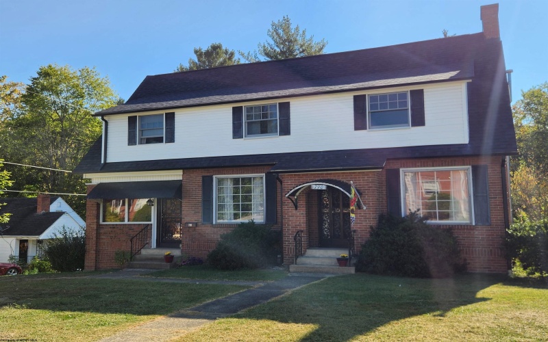 790 Verdun Street, Clarksburg, West Virginia 26301, 4 Bedrooms Bedrooms, 9 Rooms Rooms,2 BathroomsBathrooms,Single Family Detached,For Sale,Verdun,10161604