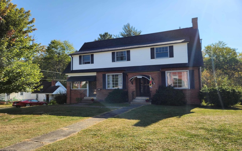 790 Verdun Street, Clarksburg, West Virginia 26301, 4 Bedrooms Bedrooms, 9 Rooms Rooms,2 BathroomsBathrooms,Single Family Detached,For Sale,Verdun,10161604