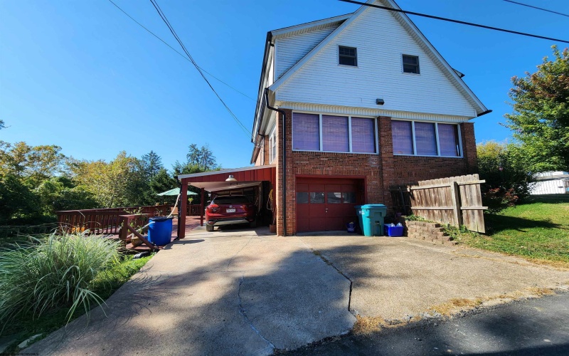 790 Verdun Street, Clarksburg, West Virginia 26301, 4 Bedrooms Bedrooms, 9 Rooms Rooms,2 BathroomsBathrooms,Single Family Detached,For Sale,Verdun,10161604
