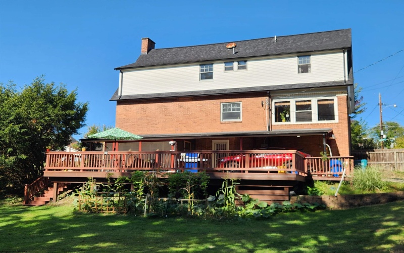 790 Verdun Street, Clarksburg, West Virginia 26301, 4 Bedrooms Bedrooms, 9 Rooms Rooms,2 BathroomsBathrooms,Single Family Detached,For Sale,Verdun,10161604