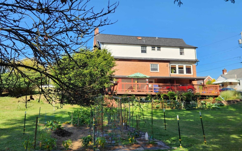 790 Verdun Street, Clarksburg, West Virginia 26301, 4 Bedrooms Bedrooms, 9 Rooms Rooms,2 BathroomsBathrooms,Single Family Detached,For Sale,Verdun,10161604