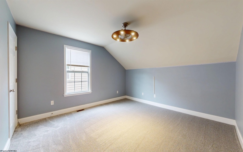 21 Woodbury Drive, Fairmont, West Virginia 26554, 4 Bedrooms Bedrooms, 9 Rooms Rooms,3 BathroomsBathrooms,Single Family Detached,For Sale,Woodbury,10161612