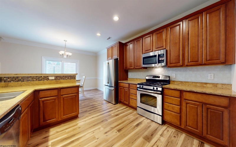 21 Woodbury Drive, Fairmont, West Virginia 26554, 4 Bedrooms Bedrooms, 9 Rooms Rooms,3 BathroomsBathrooms,Single Family Detached,For Sale,Woodbury,10161612