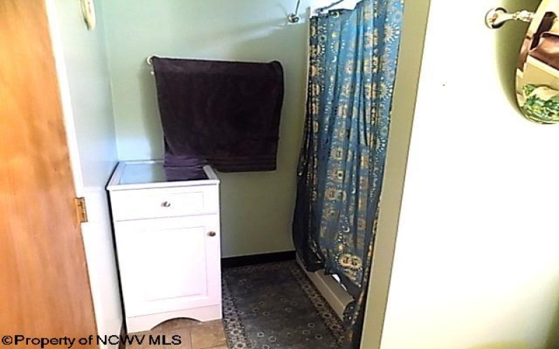 1311 Dorsey Avenue, Morgantown, West Virginia 26501, 4 Bedrooms Bedrooms, 7 Rooms Rooms,2 BathroomsBathrooms,Single Family Detached,For Sale,Dorsey,10161603