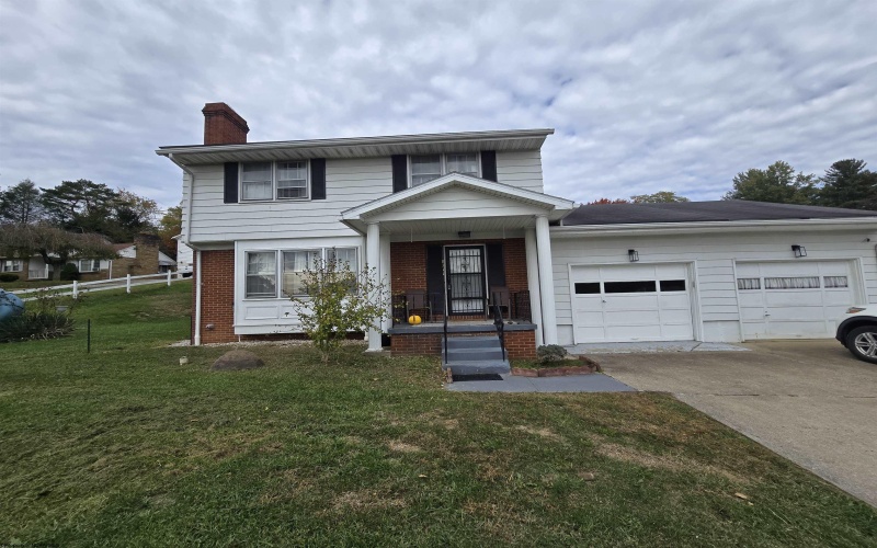 1311 Dorsey Avenue, Morgantown, West Virginia 26501, 4 Bedrooms Bedrooms, 7 Rooms Rooms,2 BathroomsBathrooms,Single Family Detached,For Sale,Dorsey,10161603 1311 Dorsey Avenue, Morgantown, West Virginia 26501, 4 Bedrooms Bedrooms, 7 Rooms Rooms,2 BathroomsBathrooms,Single Family Detached,For Sale,Dorsey,10161603