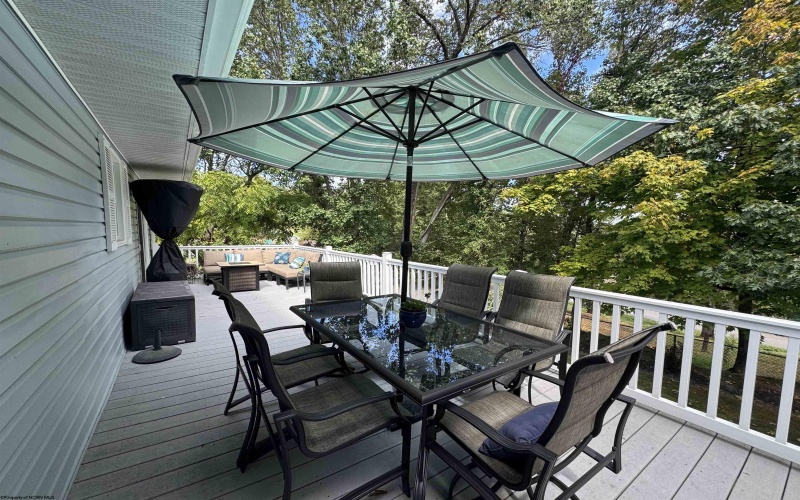 280 Brighton Circle Road, Clarksburg, West Virginia 26301-5658, 5 Bedrooms Bedrooms, 9 Rooms Rooms,4 BathroomsBathrooms,Single Family Detached,For Sale,Brighton Circle,10161605