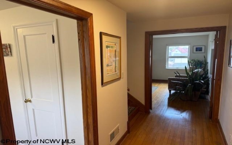 15 Dent Street, Elkins, West Virginia 26241, 3 Bedrooms Bedrooms, 6 Rooms Rooms,1 BathroomBathrooms,Single Family Detached,For Sale,Dent,10161618