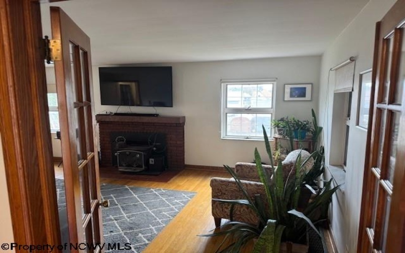 15 Dent Street, Elkins, West Virginia 26241, 3 Bedrooms Bedrooms, 6 Rooms Rooms,1 BathroomBathrooms,Single Family Detached,For Sale,Dent,10161618
