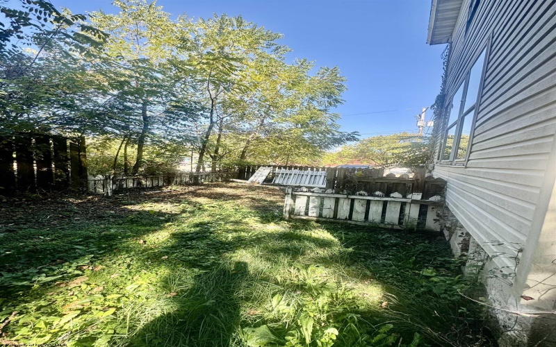 5 Madison Street, Buckhannon, West Virginia 26201, 3 Bedrooms Bedrooms, 7 Rooms Rooms,2 BathroomsBathrooms,Single Family Detached,For Sale,Madison,10161619