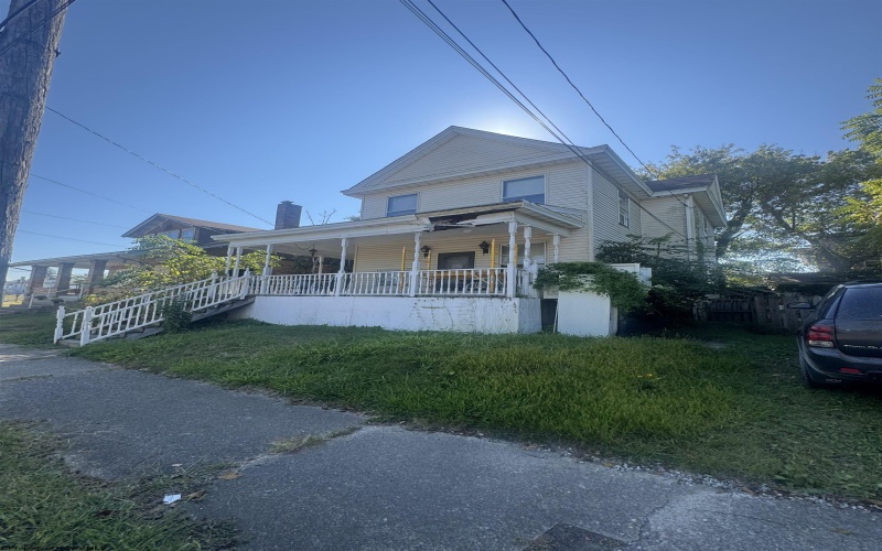 5 Madison Street, Buckhannon, West Virginia 26201, 3 Bedrooms Bedrooms, 7 Rooms Rooms,2 BathroomsBathrooms,Single Family Detached,For Sale,Madison,10161619