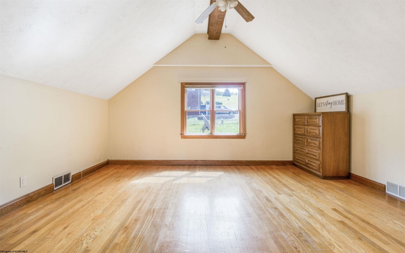 403 Walnut Street, Point Marion, Pennsylvania 15474, 4 Bedrooms Bedrooms, 7 Rooms Rooms,1 BathroomBathrooms,Single Family Detached,For Sale,Walnut,10161620