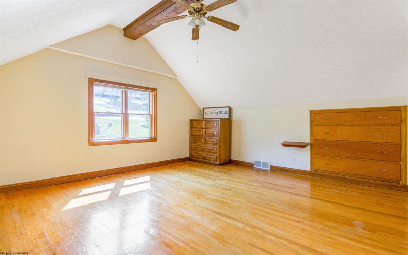 403 Walnut Street, Point Marion, Pennsylvania 15474, 4 Bedrooms Bedrooms, 7 Rooms Rooms,1 BathroomBathrooms,Single Family Detached,For Sale,Walnut,10161620