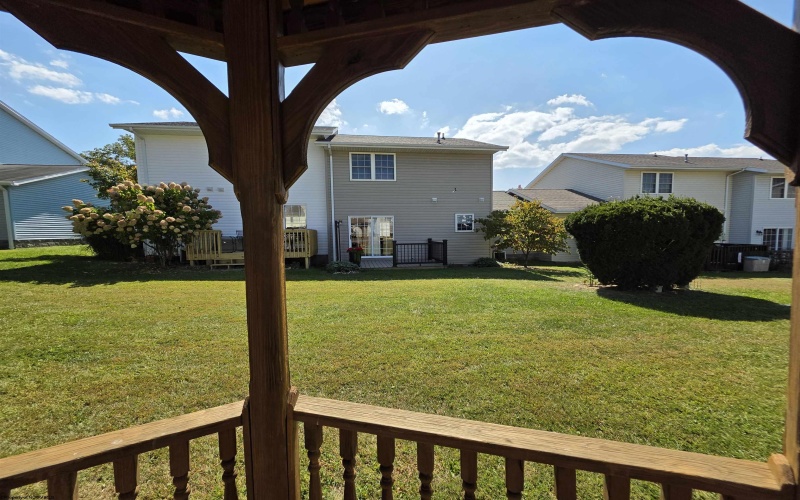 4014 Pinehurst Drive, Morgantown, West Virginia 26505, 2 Bedrooms Bedrooms, 5 Rooms Rooms,2 BathroomsBathrooms,Single Family Attached,For Sale,Pinehurst,10161626