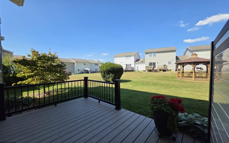 4014 Pinehurst Drive, Morgantown, West Virginia 26505, 2 Bedrooms Bedrooms, 5 Rooms Rooms,2 BathroomsBathrooms,Single Family Attached,For Sale,Pinehurst,10161626
