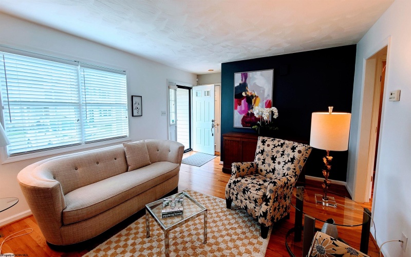 4014 Pinehurst Drive, Morgantown, West Virginia 26505, 2 Bedrooms Bedrooms, 5 Rooms Rooms,2 BathroomsBathrooms,Single Family Attached,For Sale,Pinehurst,10161626