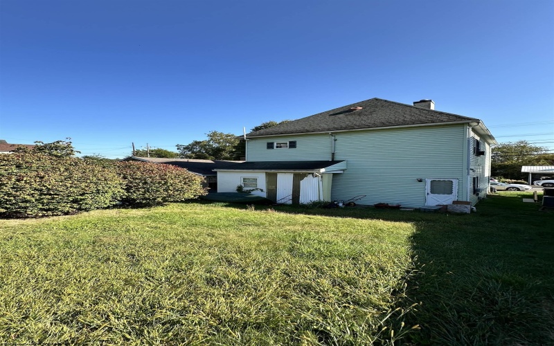 536 Market Street, Fairmont, West Virginia 26554, ,Multi-unit/income,For Sale,Market,10161627