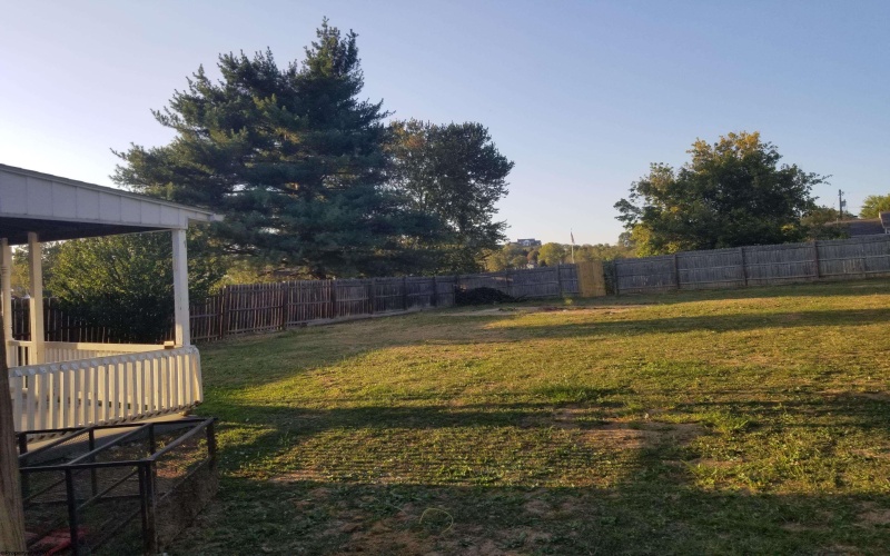 210 Olive Street, Bridgeport, West Virginia 26330-0000, 3 Bedrooms Bedrooms, 7 Rooms Rooms,1 BathroomBathrooms,Single Family Detached,For Sale,Olive,10161632