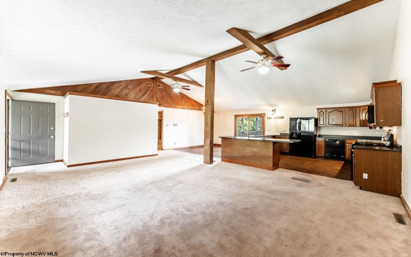 18340 Preston Highway, Bruceton Mills, West Virginia 26525, 3 Bedrooms Bedrooms, 7 Rooms Rooms,2 BathroomsBathrooms,Single Family Detached,For Sale,Preston,10161625
