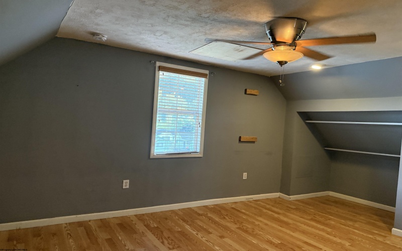 211 Main Street, Grant Town, West Virginia 26574, 2 Bedrooms Bedrooms, 5 Rooms Rooms,1 BathroomBathrooms,Single Family Detached,For Sale,Main,10161622