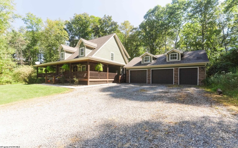 3543 Lazzelle Union Road, Morgantown, West Virginia 26501, 4 Bedrooms Bedrooms, 8 Rooms Rooms,2 BathroomsBathrooms,Single Family Detached,For Sale,Lazzelle Union,10161623