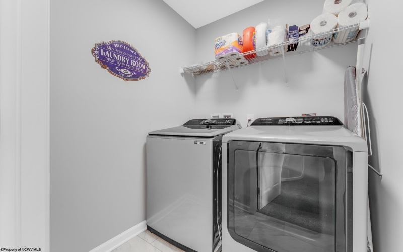 104 Ida Marie Drive, Morgantown, West Virginia 26508, 3 Bedrooms Bedrooms, 7 Rooms Rooms,2 BathroomsBathrooms,Single Family Detached,For Sale,Ida Marie,10161642
