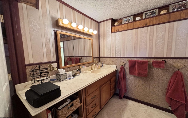 1573 Point Pleasant Road, Belington, West Virginia 26250, 4 Bedrooms Bedrooms, 14 Rooms Rooms,3 BathroomsBathrooms,Single Family Detached,For Sale,Point Pleasant,10161650