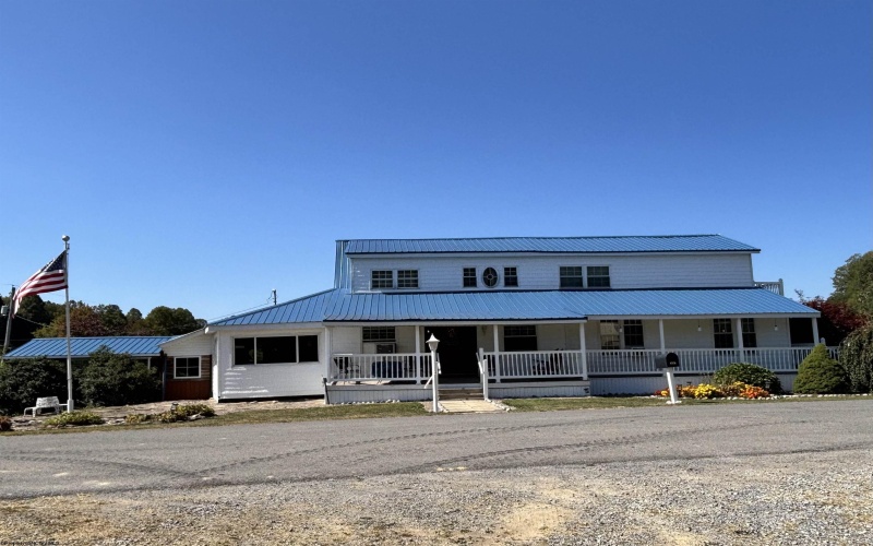 1573 Point Pleasant Road, Belington, West Virginia 26250, 4 Bedrooms Bedrooms, 14 Rooms Rooms,3 BathroomsBathrooms,Single Family Detached,For Sale,Point Pleasant,10161650