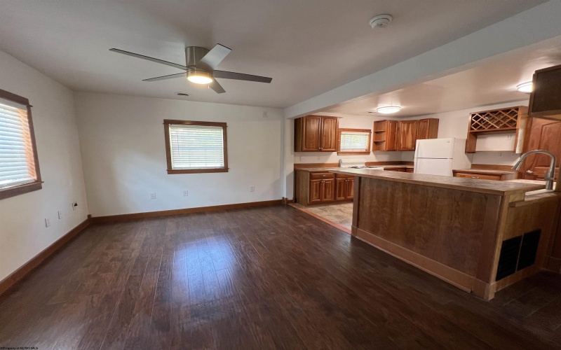 541 Hess Street, Morgantown, West Virginia 26501, 3 Bedrooms Bedrooms, 5 Rooms Rooms,1 BathroomBathrooms,Single Family Detached,For Sale,Hess,10161648