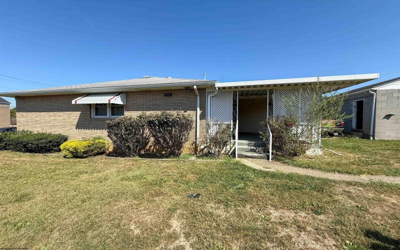 1406 20th Street, Clarksburg, West Virginia 26301, 2 Bedrooms Bedrooms, 7 Rooms Rooms,2 BathroomsBathrooms,Single Family Detached,For Sale,20th,10161647