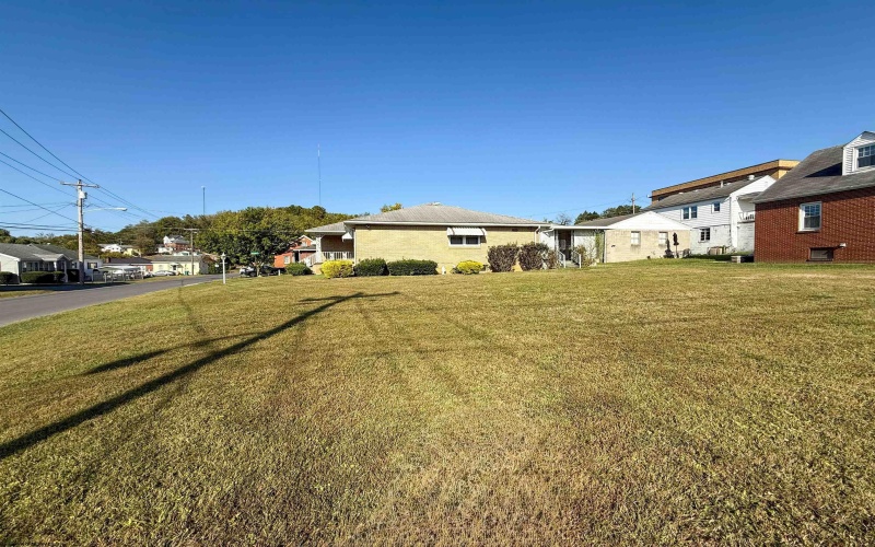 1406 20th Street, Clarksburg, West Virginia 26301, 2 Bedrooms Bedrooms, 7 Rooms Rooms,2 BathroomsBathrooms,Single Family Detached,For Sale,20th,10161647