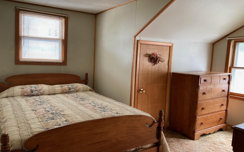 837 Cliff Street, Weston, West Virginia 26452, 4 Bedrooms Bedrooms, 10 Rooms Rooms,2 BathroomsBathrooms,Single Family Detached,For Sale,Cliff,10161651