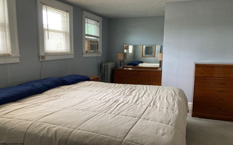 837 Cliff Street, Weston, West Virginia 26452, 4 Bedrooms Bedrooms, 10 Rooms Rooms,2 BathroomsBathrooms,Single Family Detached,For Sale,Cliff,10161651