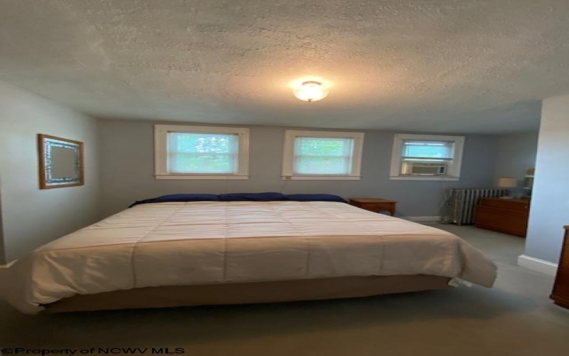 837 Cliff Street, Weston, West Virginia 26452, 4 Bedrooms Bedrooms, 10 Rooms Rooms,2 BathroomsBathrooms,Single Family Detached,For Sale,Cliff,10161651