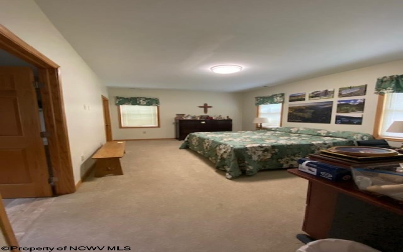 837 Cliff Street, Weston, West Virginia 26452, 4 Bedrooms Bedrooms, 10 Rooms Rooms,2 BathroomsBathrooms,Single Family Detached,For Sale,Cliff,10161651