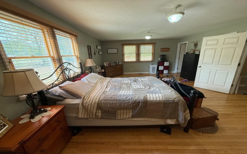 34 Crawford Street, Beverly, West Virginia 26253, 3 Bedrooms Bedrooms, 5 Rooms Rooms,2 BathroomsBathrooms,Single Family Detached,For Sale,Crawford,10161653