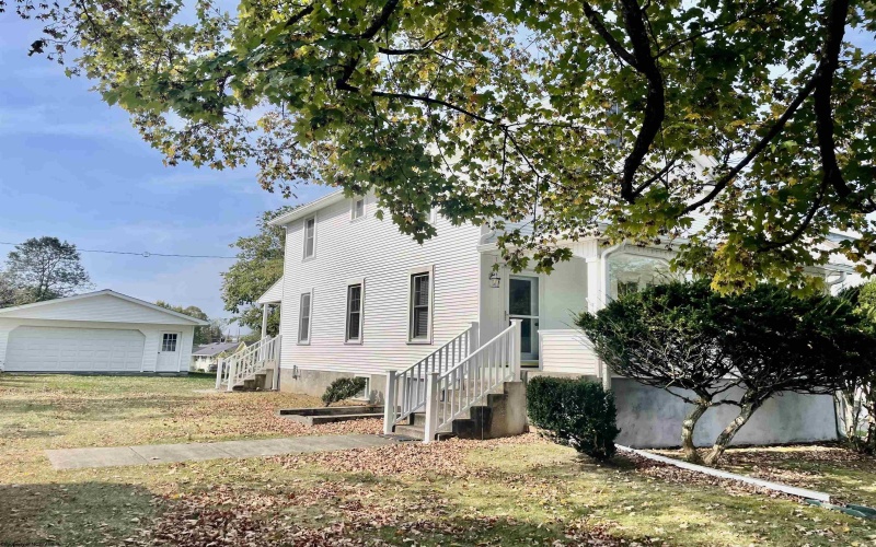67 Gibson Avenue, Masontown, West Virginia 26542, 4 Bedrooms Bedrooms, 7 Rooms Rooms,1 BathroomBathrooms,Single Family Detached,For Sale,Gibson,10161675