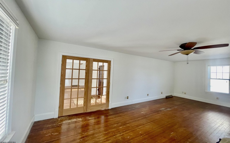 67 Gibson Avenue, Masontown, West Virginia 26542, 4 Bedrooms Bedrooms, 7 Rooms Rooms,1 BathroomBathrooms,Single Family Detached,For Sale,Gibson,10161675