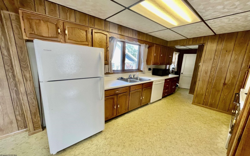 67 Gibson Avenue, Masontown, West Virginia 26542, 4 Bedrooms Bedrooms, 7 Rooms Rooms,1 BathroomBathrooms,Single Family Detached,For Sale,Gibson,10161675