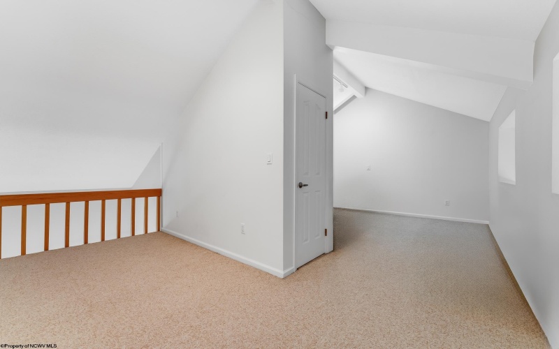 705 Lakeview Estates, Morgantown, West Virginia 26508, 3 Bedrooms Bedrooms, 7 Rooms Rooms,3 BathroomsBathrooms,Single Family Attached,For Sale,Lakeview,10161677