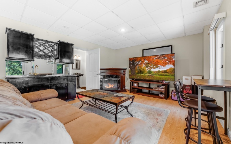 705 Lakeview Estates, Morgantown, West Virginia 26508, 3 Bedrooms Bedrooms, 7 Rooms Rooms,3 BathroomsBathrooms,Single Family Attached,For Sale,Lakeview,10161677